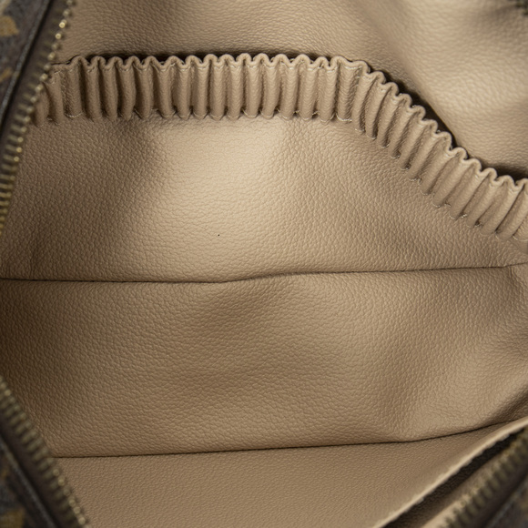 Louis Vuitton Toiletry Pouch PM - Picture 9 of 10